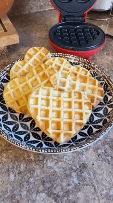 Waflera Eléctrica Portátil forma Corazón
